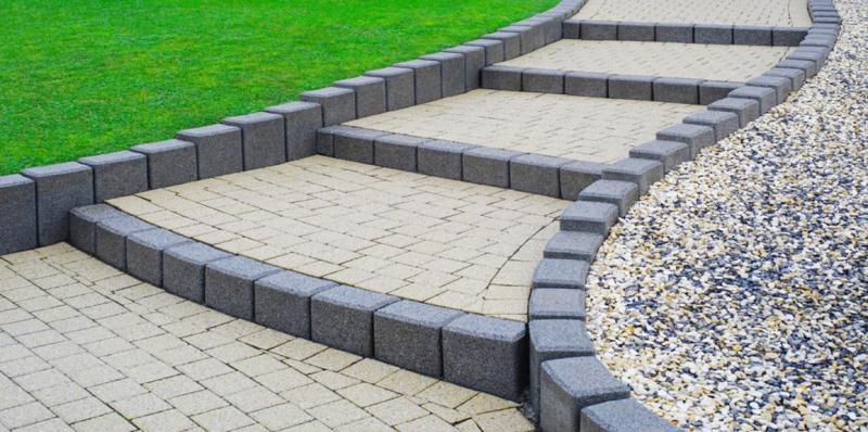 Cr&eacute;er une all&eacute;e en gravier durable pour votre jardin